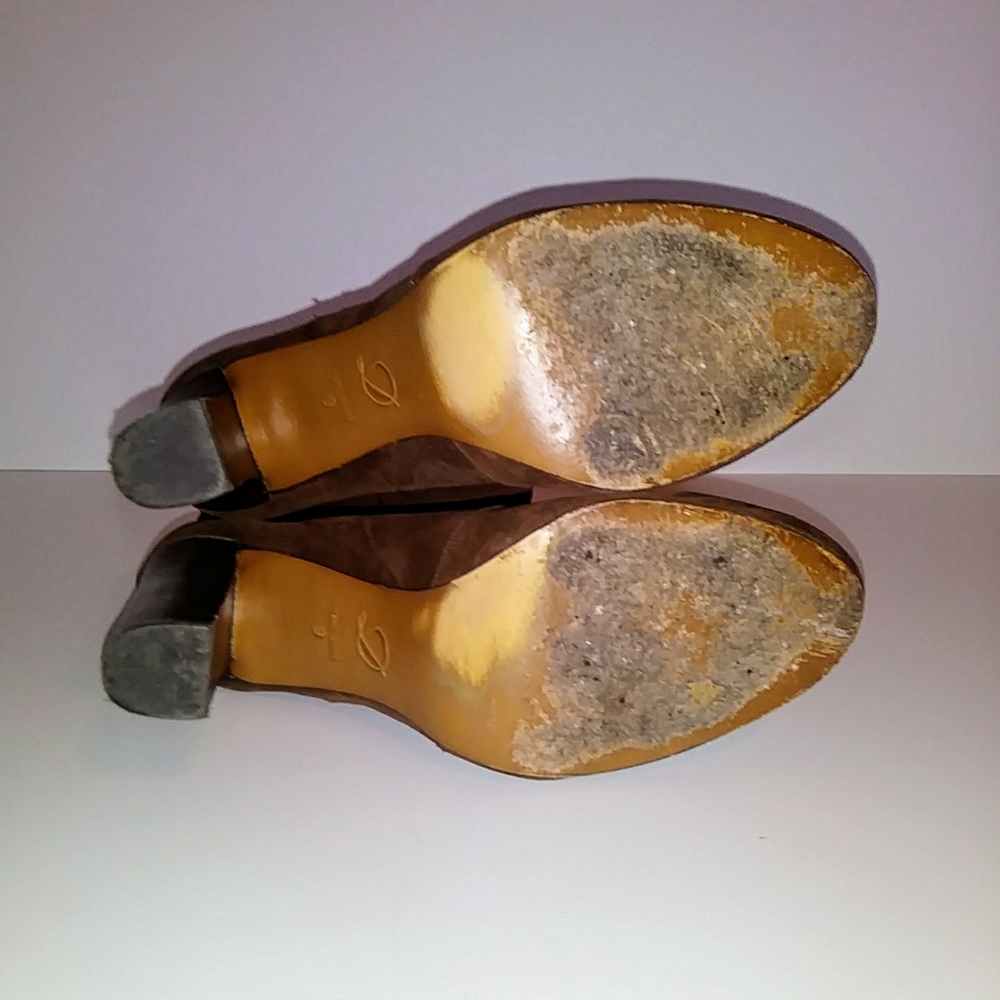 SOLD✨Delman "Riley" Suede Boots - Picture 6 of 8